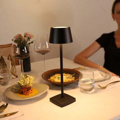 Outdoor Touch Table Lamps Desk Modern Bedroom Light Rechargeable Bar Cordless Restaurant Table Lamp with USB Charging Port