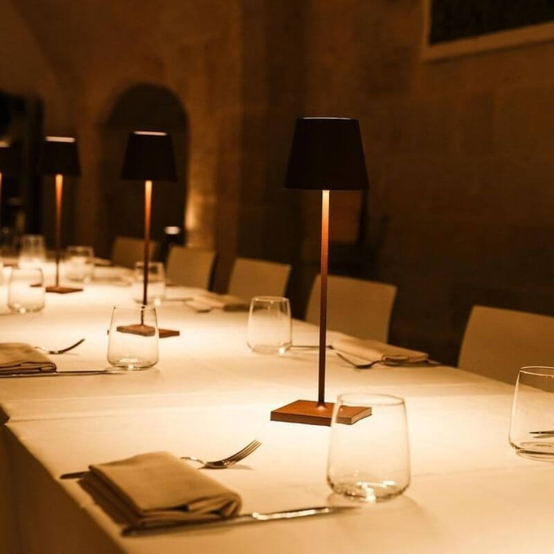 Outdoor Touch Table Lamps Desk Modern Bedroom Light Rechargeable Bar Cordless Restaurant Table Lamp with USB Charging Port